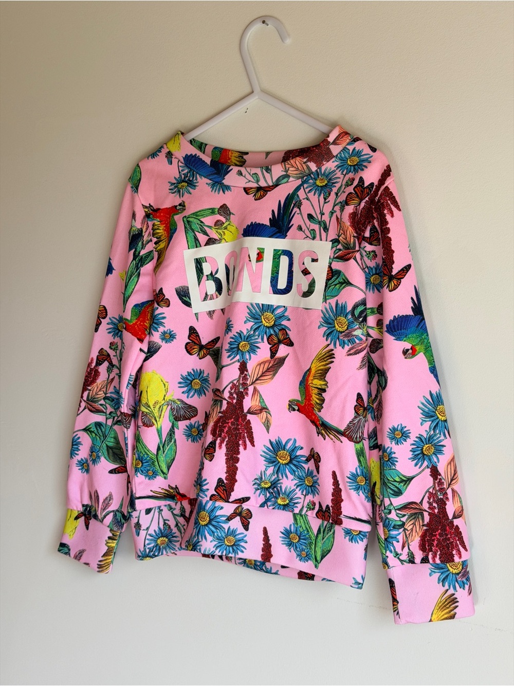 BONDS Pink Floral & Parrot Pullover - Picture 4 of 5